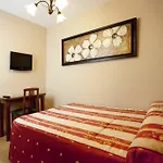Rodri (adults Only) בית הארחה 2*